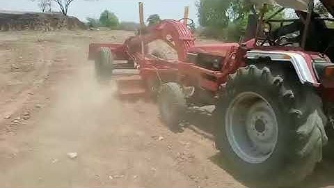Tractor Grader Working Video (Call :- +91-6265707813)