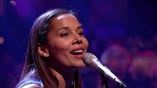 Rhiannon Giddens - Up Above My Head - Jools&#39; Annual Hootenanny - BBC Two