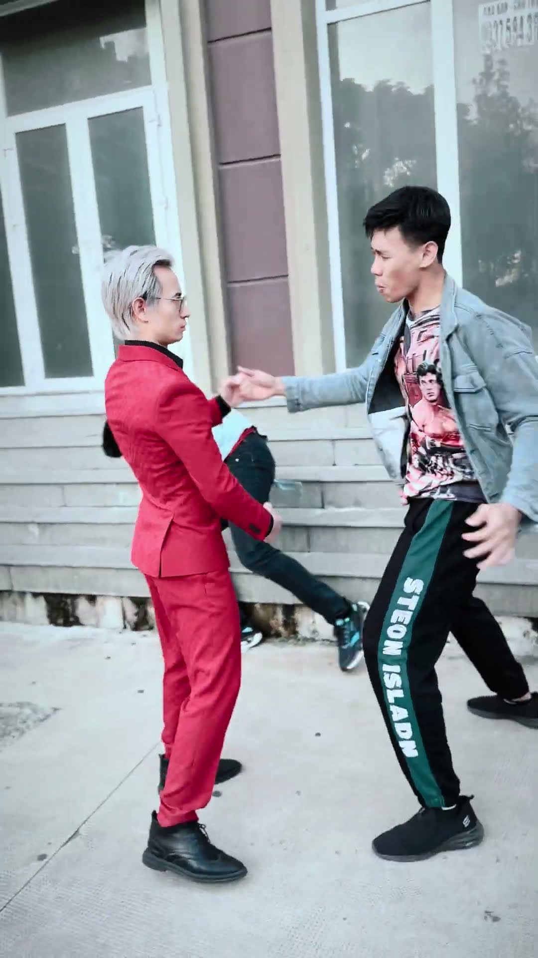 Dạy dỗ hai thanh niên côn đồ [BEN EAGLE] #beneagle #training #kungfu #martialarts #fighting