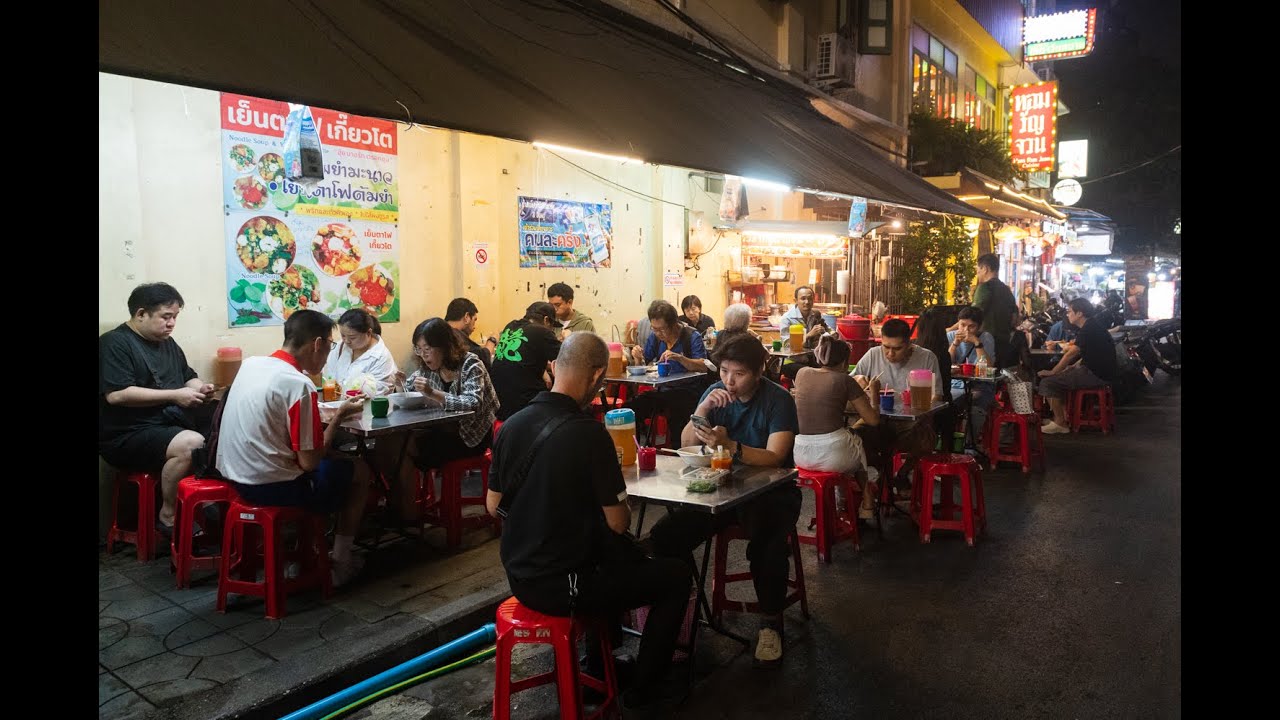 [4K] Walk around Saphan Taksin station a historic street and local food tour in Bangkok