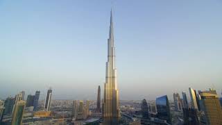 Jump from worlds tallest building, Dubai burj khalifa