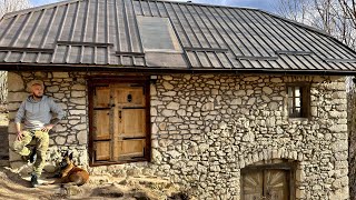 I Built a Medieval Door, Restored an Old Rusty Lock and Made a Key/Off-Grid Stone Hut, Ep.14