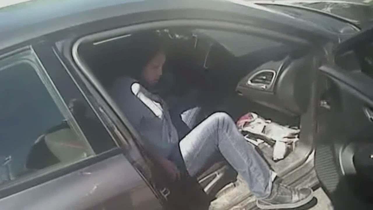 Police: Drunk mom tries to switch seat to fool officers, blows a .34