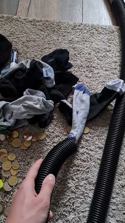 Vacuuming up Socks and Coins with Kärcher