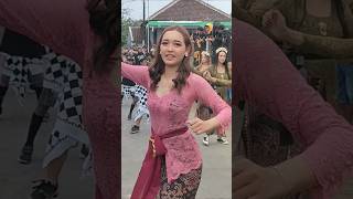 Download Lagu Dj rindu aku rindu kamu,, kebaya pink #remix #music #dancevideo MP3 Download Lagu Dj rindu aku rindu kamu,, kebaya pink #remix #music #dancevideo MP3