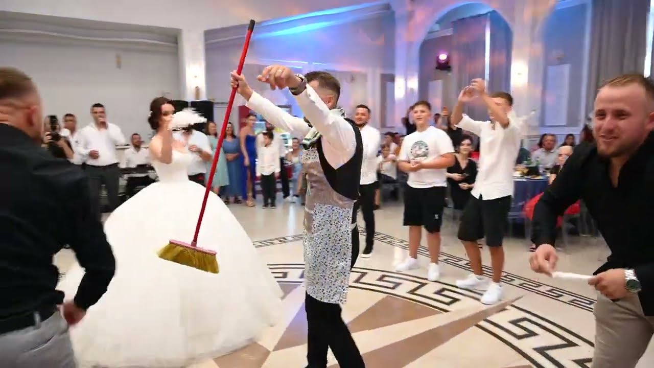 Surpriza e bukur qe i bejn dhendrit ne dasem shoket! / Dasma e Vali Collakut