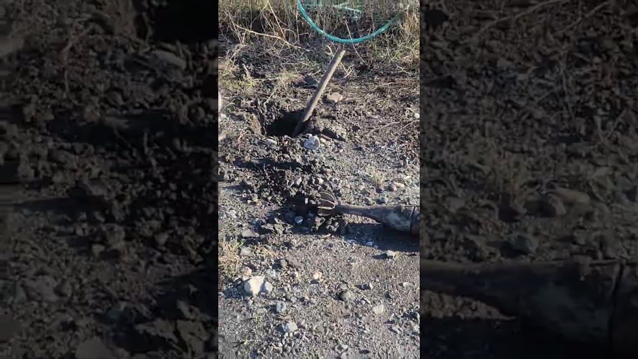 Clearing Unexploded Ordnance in Kherson Oblast. #ukraine #supportukraine #standwithukraine #ukraina
