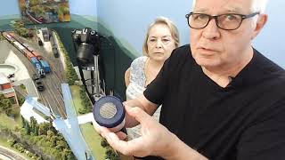A Beginner's how-to Guide to Static Grass Application for model railroads, displays, and dioramas.