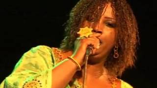 Adja Soumano La Reine De Badjuru En Live