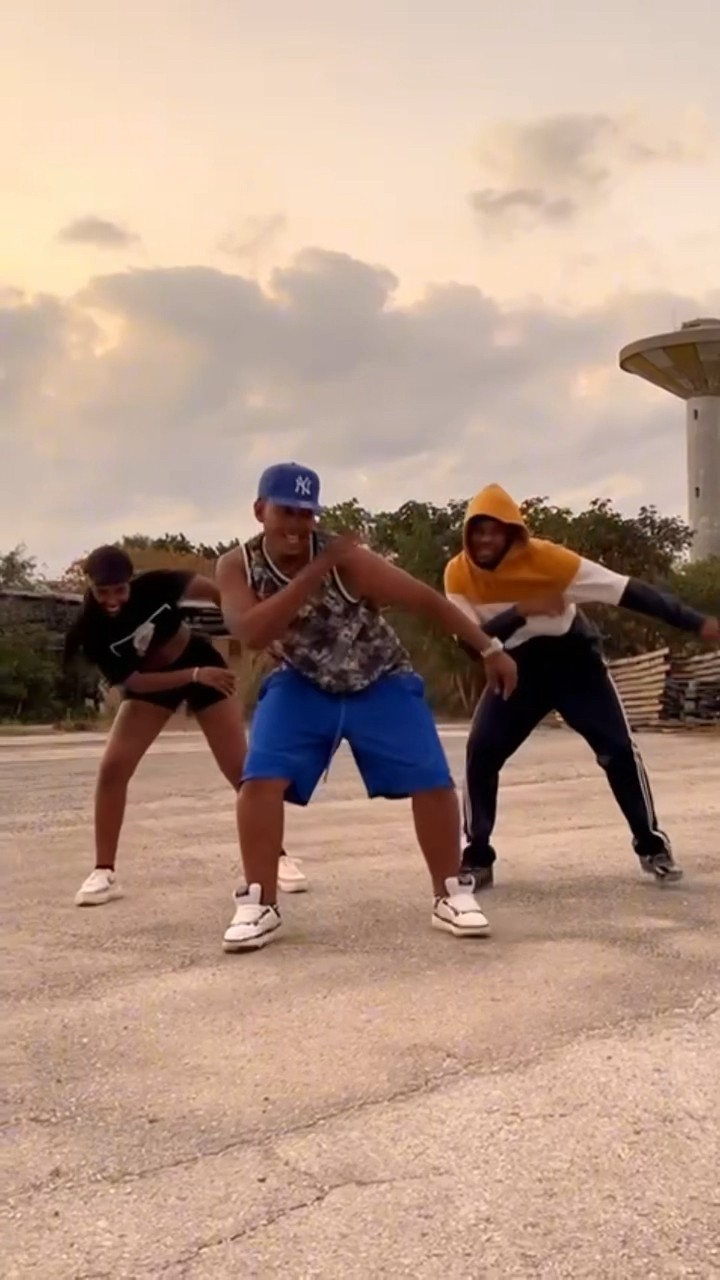 Salva Vidas baile !!!! El Dray x Wildey
