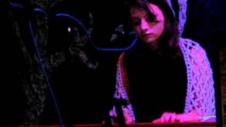 Anniebri "Бегать" (live@Rock Bar, Simferopol, 28jan2011)