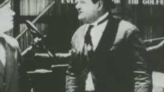 Stan Laurel & Oliver hardy - L'auto Invenduta (unsold cars) by Adlerangriffe 10,268 views 15 years ago 3 minutes, 23 seconds