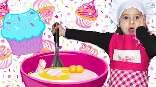 Nergis Play Pasta Yapma Oyunu تزيين الكيك ألعاب للأطفال Cake Decorating Funny Kids Video
