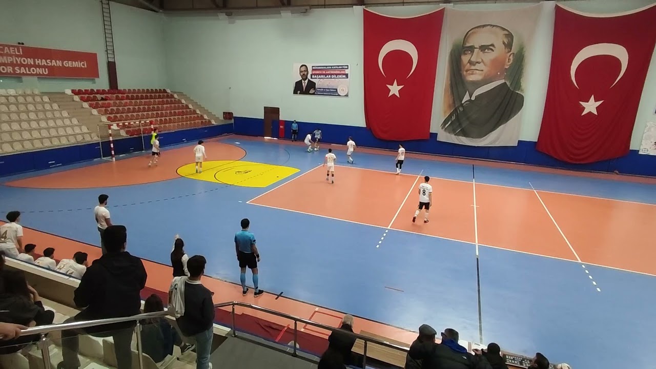 Koto Koleji - Gebze Anibal Anadolu Lisesi Futsal Final Maçı 1. Yarı
