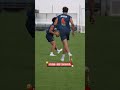 Creo que nos confundimos de balón 🍈😅 #rugby