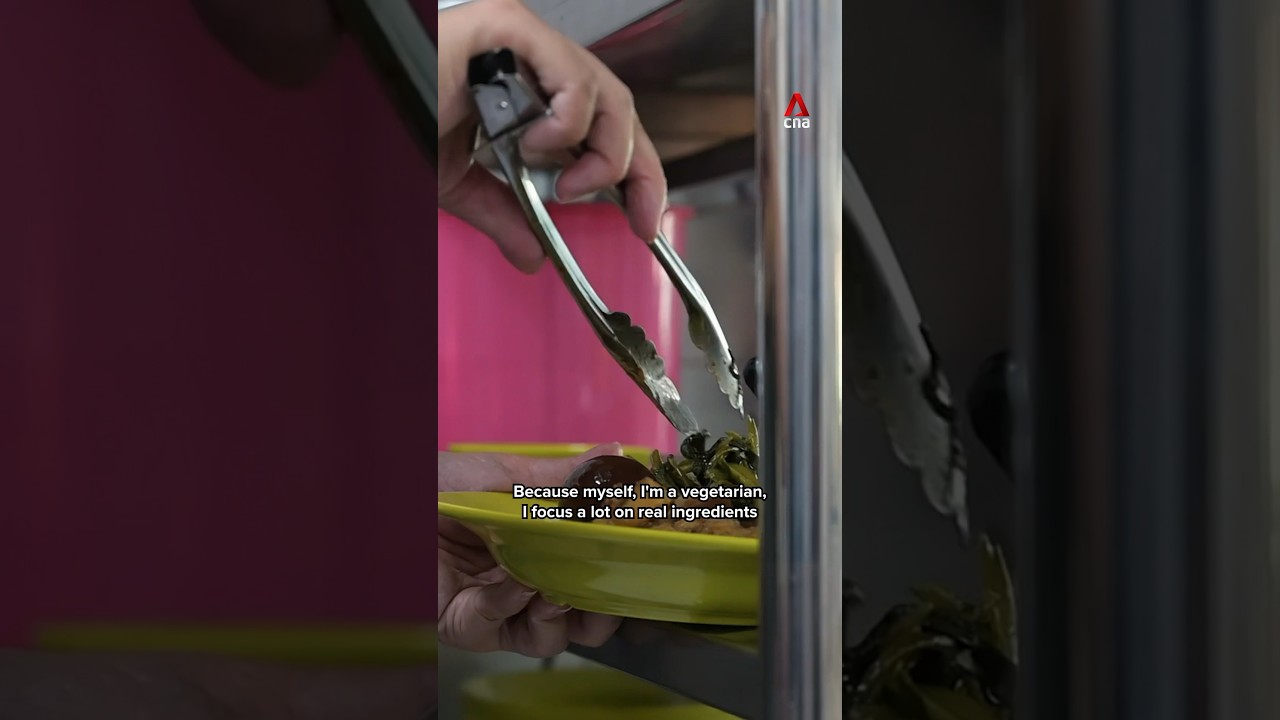 🥬 How this canteen vendor is making vegetarian food tasty for students