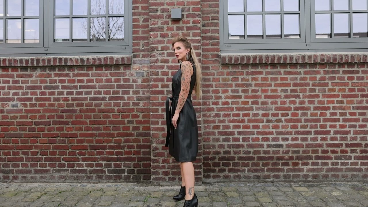 Lederkleid Wickelkleid aus ECHTLEDER in schwarz