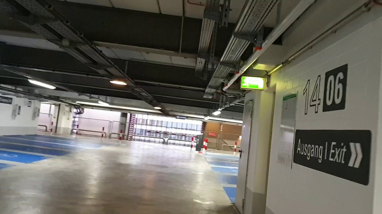 Frankfurt Flughafen Holiday Parking Terminal 1 www.youtube.com