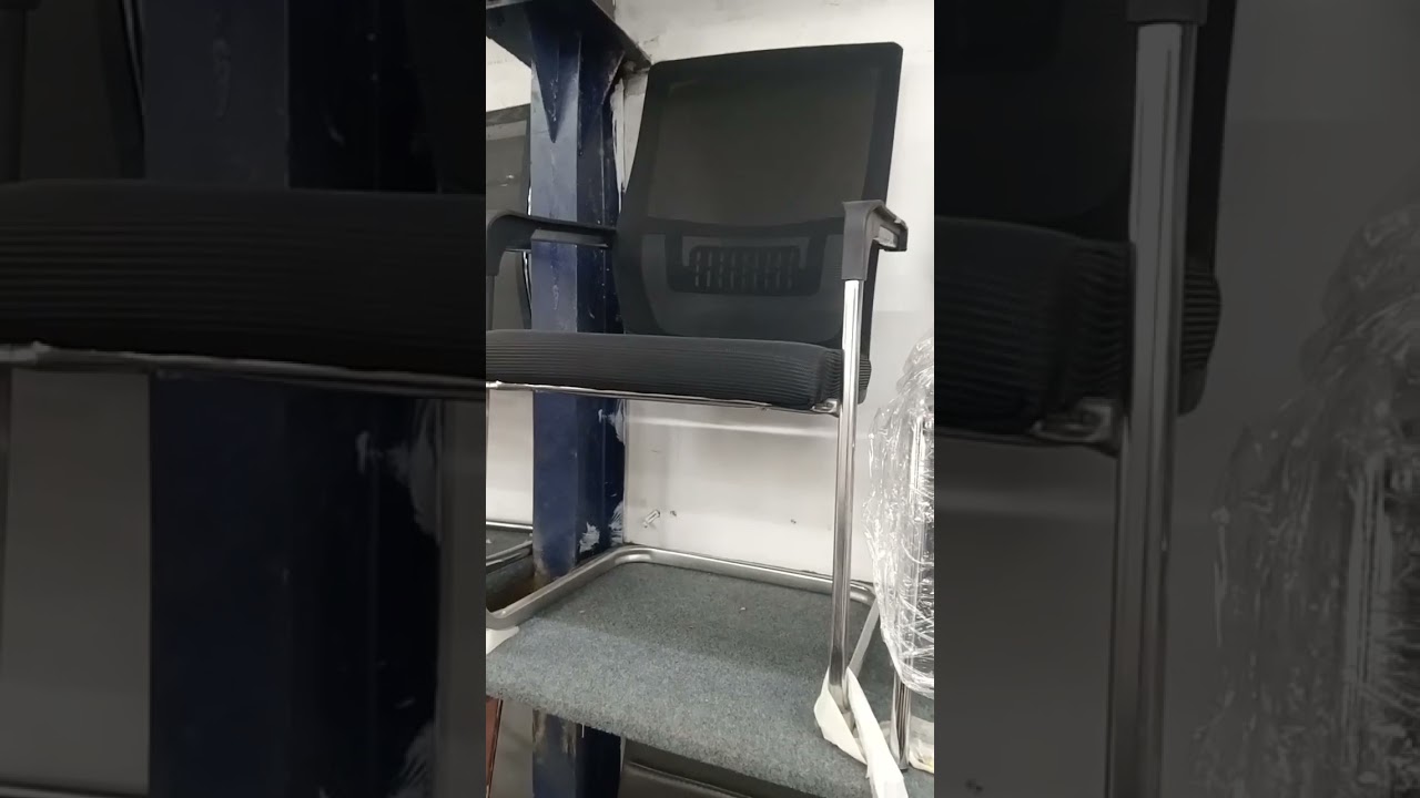 Victor Chair 🪑 Block colour