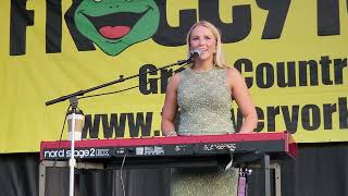 Avery Anna performs INDIGO on the Froggy 107.7 Free Stage 7/22/25 York Fair full show part 14/14
