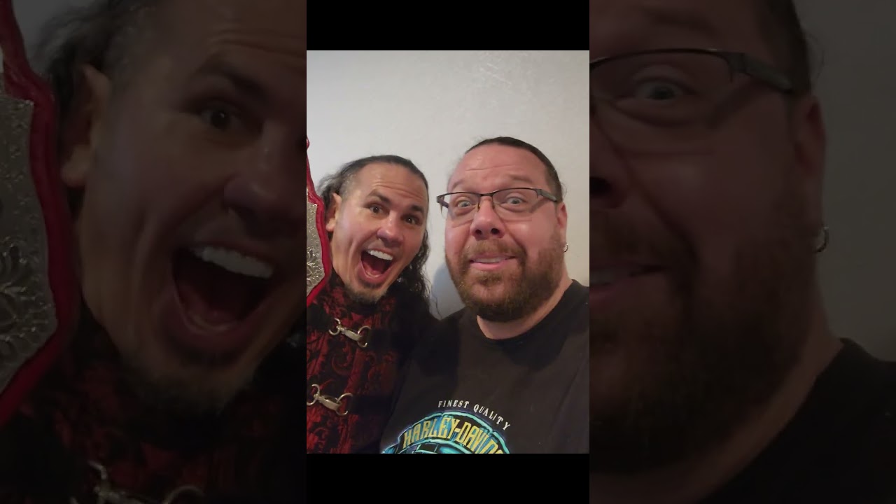 Come Spend the weekend with me and some buddies at Horrohound Weekend!