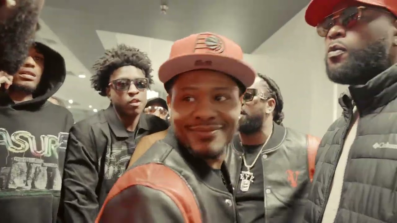 Guarda MobFam E - Blood Bath (Official Video) su YouTube Guarda MobFam E - Blood Bath (Official Video) su YouTube