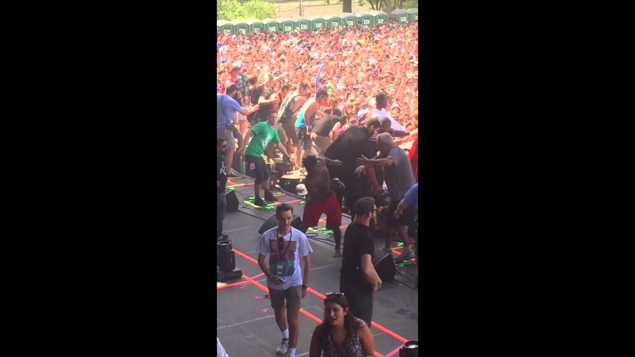 Download Travis Scott @ Lollapalooza Riot 8/1/2015 (View from Perry's backstage)