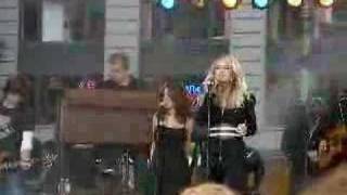 Carrie Underwood - Get out of This Town GMA