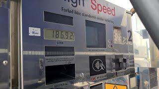 S13E27 Uždarytas Autobane. Degalai. Skaičiukai.