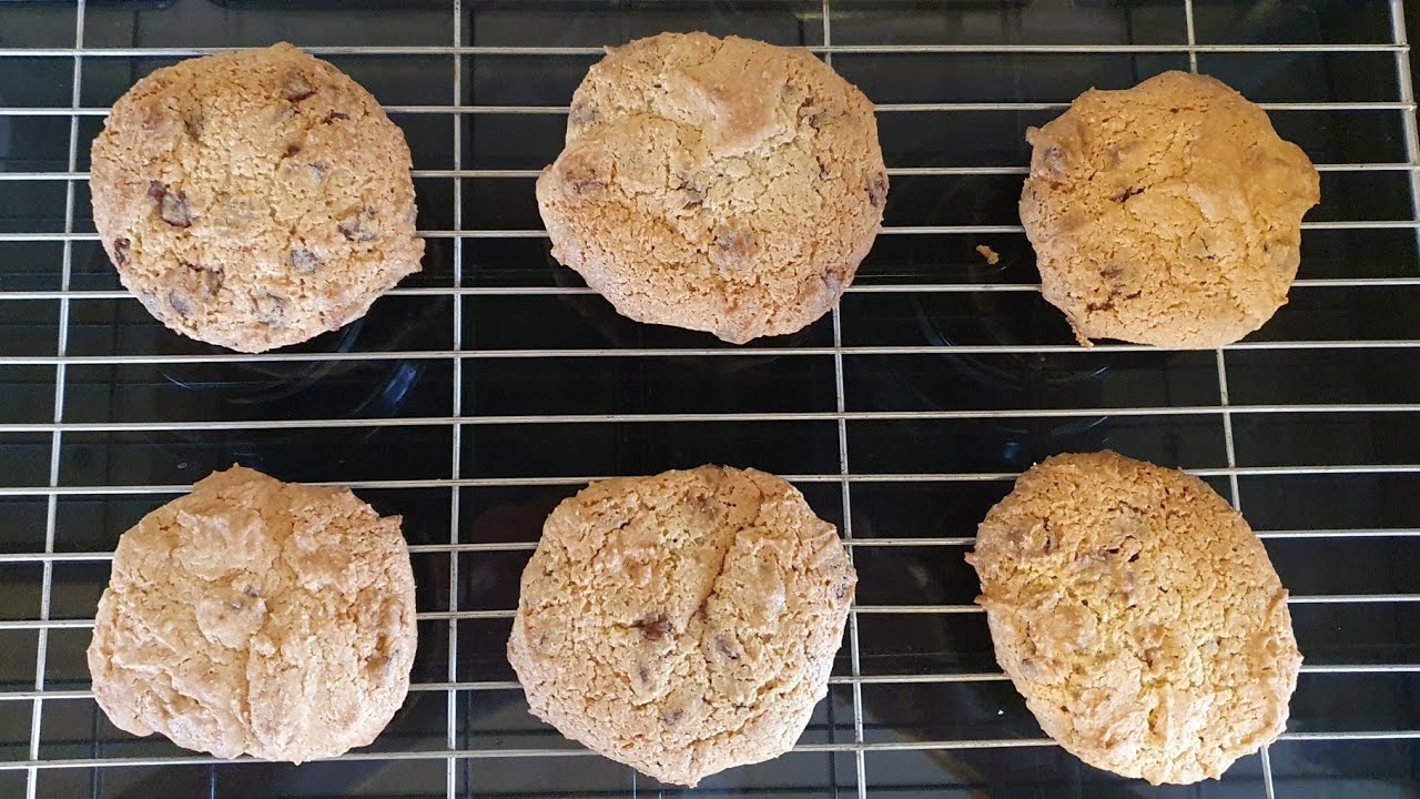 Betty Crocker's Chocolate Chip Cookie Mix Demo ! 