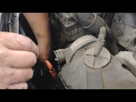Снятие генератора, wolkswagen Т5, 1.9 AXС . Фольксваген Т5 генератор