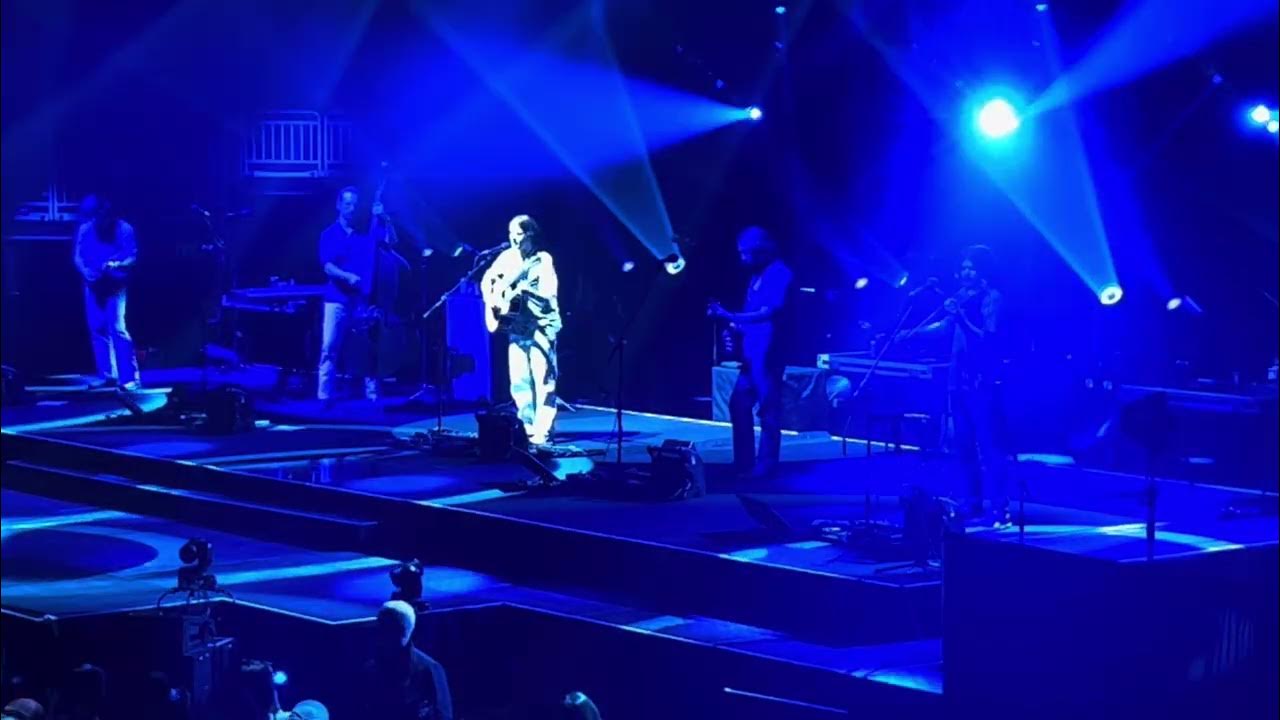 Billy Strings ‘Stratosphere Blues / I Believe in You’ at Fiserv Forum in Milwaukee, WI USA - 8.8.25 Billy Strings ‘Stratosphere Blues / I Believe in You’ at Fiserv Forum in Milwaukee, WI USA - 8.8.25