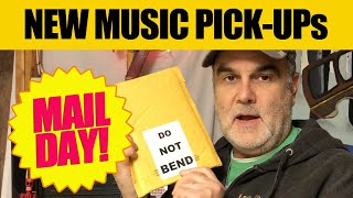 New Music Pick-Up's | Mail Day | Record Collection | CD Collection | Unboxing | Opening Packages