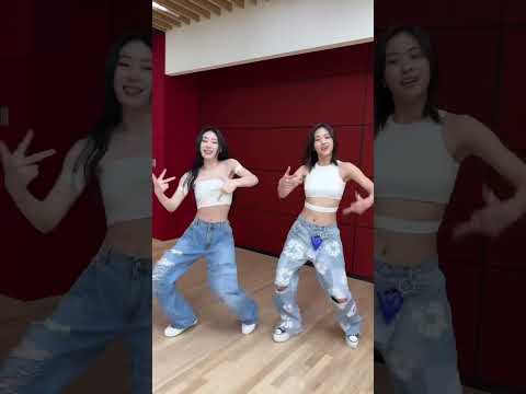 ITZY - CAKE #엠카운트다운 EP.812 | Mnet 230831 방송