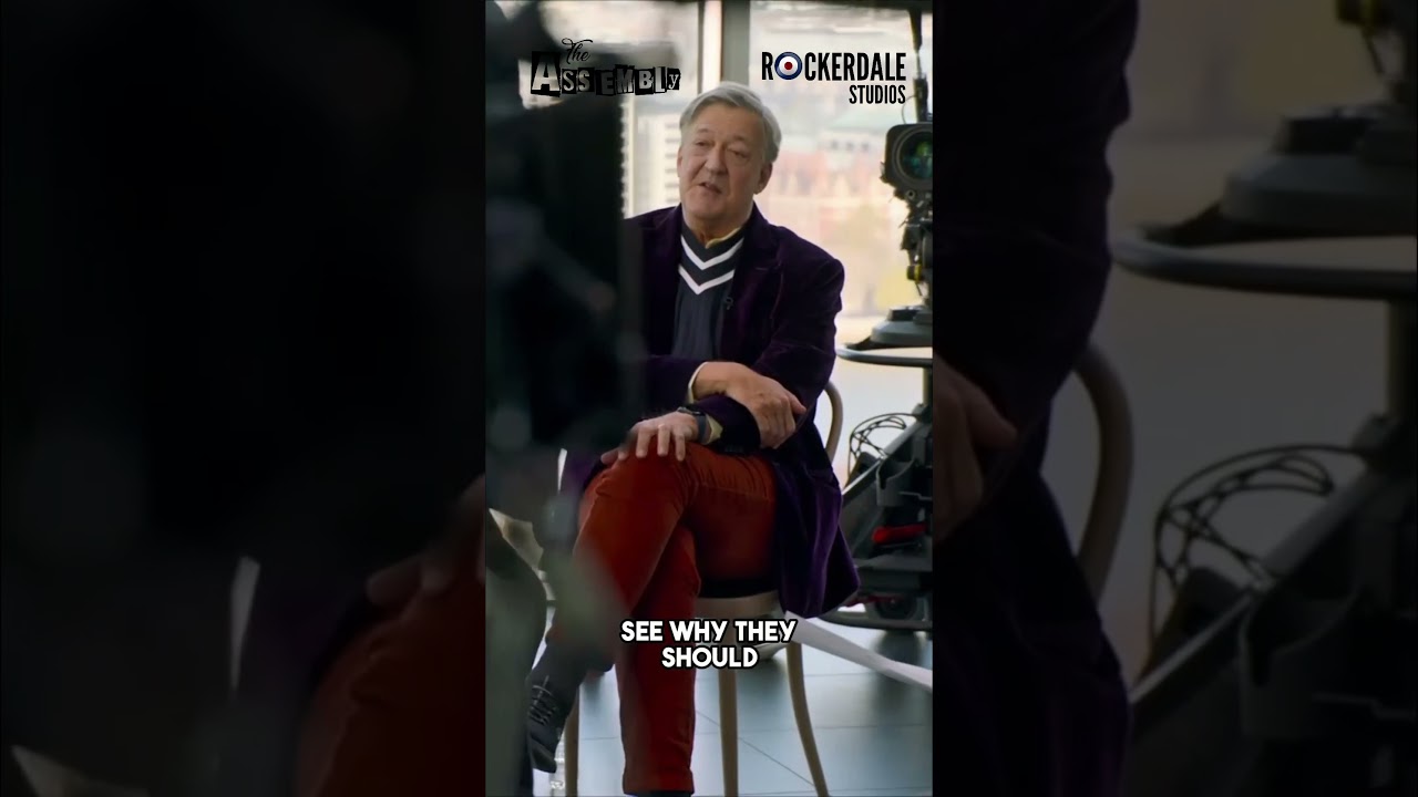 What are Stephen Fry’s thoughts on age gap relationships? #ITV #theassembly #celebrity #interview