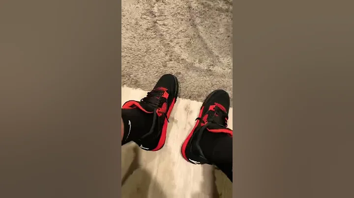 Jordan 4 Retro 🔴⚫️Red Thunder 🔴⚫️ #Shorts