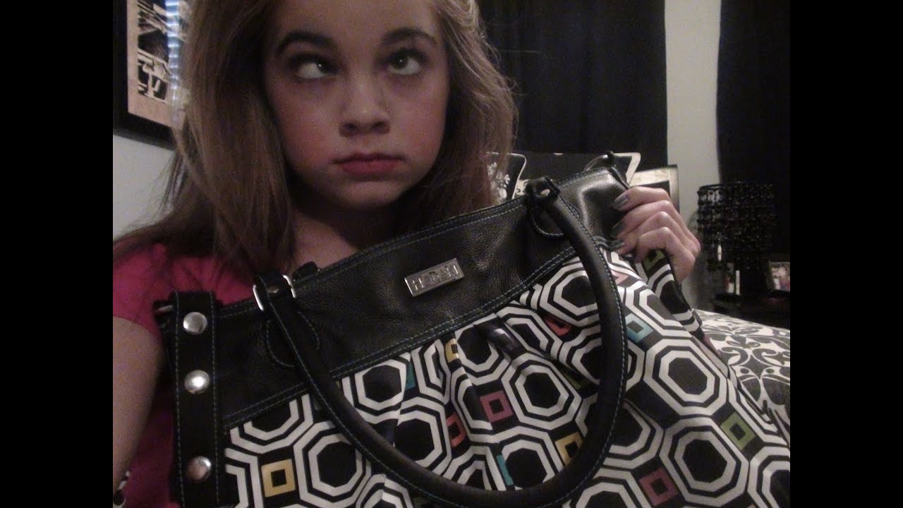 What's In My School Bag? ( My Eighth Grade Bag ) YouTube
