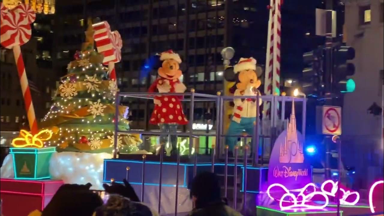 Chicago Christmas Parade 2022 YouTube
