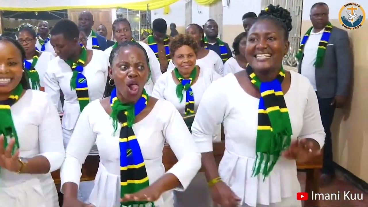 Kwaya ya Mt. Monica Kisasa Walivyotamba na 