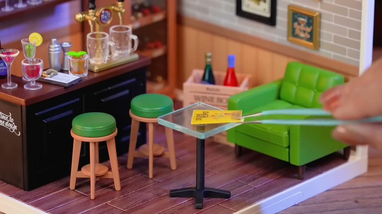 Miniatura per casa delle bambole ~ Set di divani e sedie da