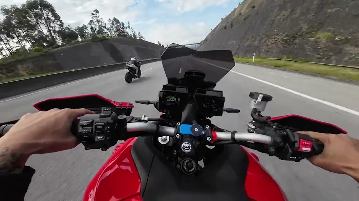 TRACER 7 VS TRACER 9 - DE LUME 🔥