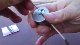 DEFIANT Deadbolt Exterior DOOR LOCK Picked Open In"Less 1 Min" Using BOBBY PINS