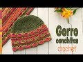 Gorro con conchitas tejido a crochet en conjunto con la Ruana AWA Amano / Tejiendo Perú