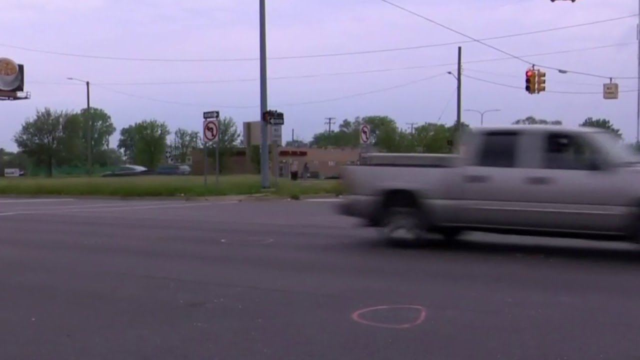 Family pleads for driver to come forward in deadly hit and run crash ...