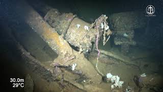 The freighter Unkai Maru No 6, at Truk Lagoon (2010).