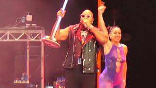 Flo Rida LIVE 4K, Every Song, Full Set Highlights, Nov. 2023   Fridayz LIVE