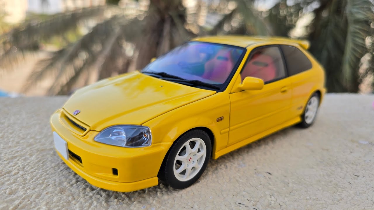 1/18 MotorHelix Honda Civic EK9 Type R Yellow - YouTube