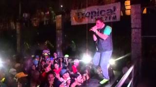 Mc Adriano Ao Vivo No Nautico Brasil Chuva De Dinheiro