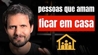A Psicologia das Pessoas Que Amam Ficar em Casa