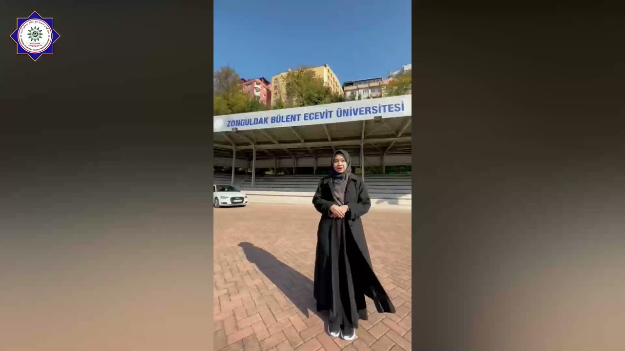 AULIA FADHILA WIRMANSYAH - ALUMNI PONTREN KAUMAN PADANG PANJANG